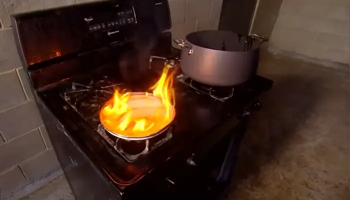 How To Keep Your Kitchen Safe From Fire Accidents
